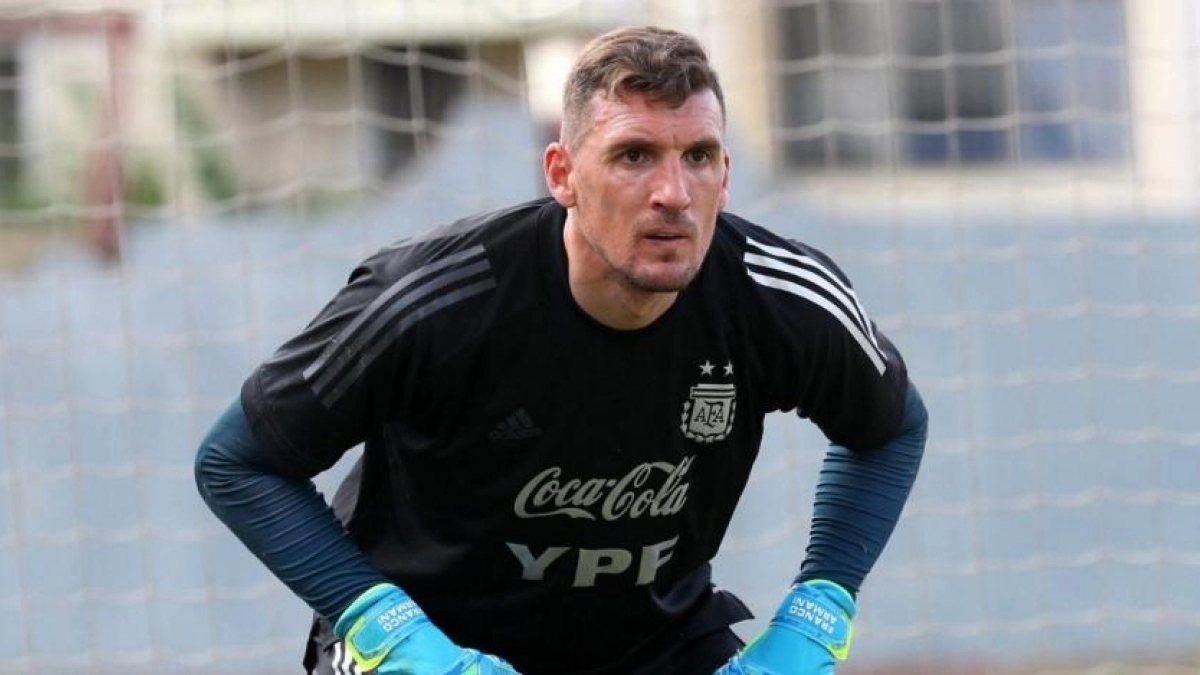 El equipo de la Premier League que quiere fichar a Armani