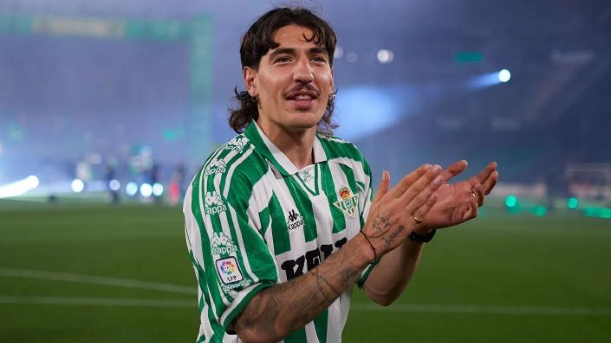 Bellerín podría rescindir contrato con el Arsenal para volver al Betis