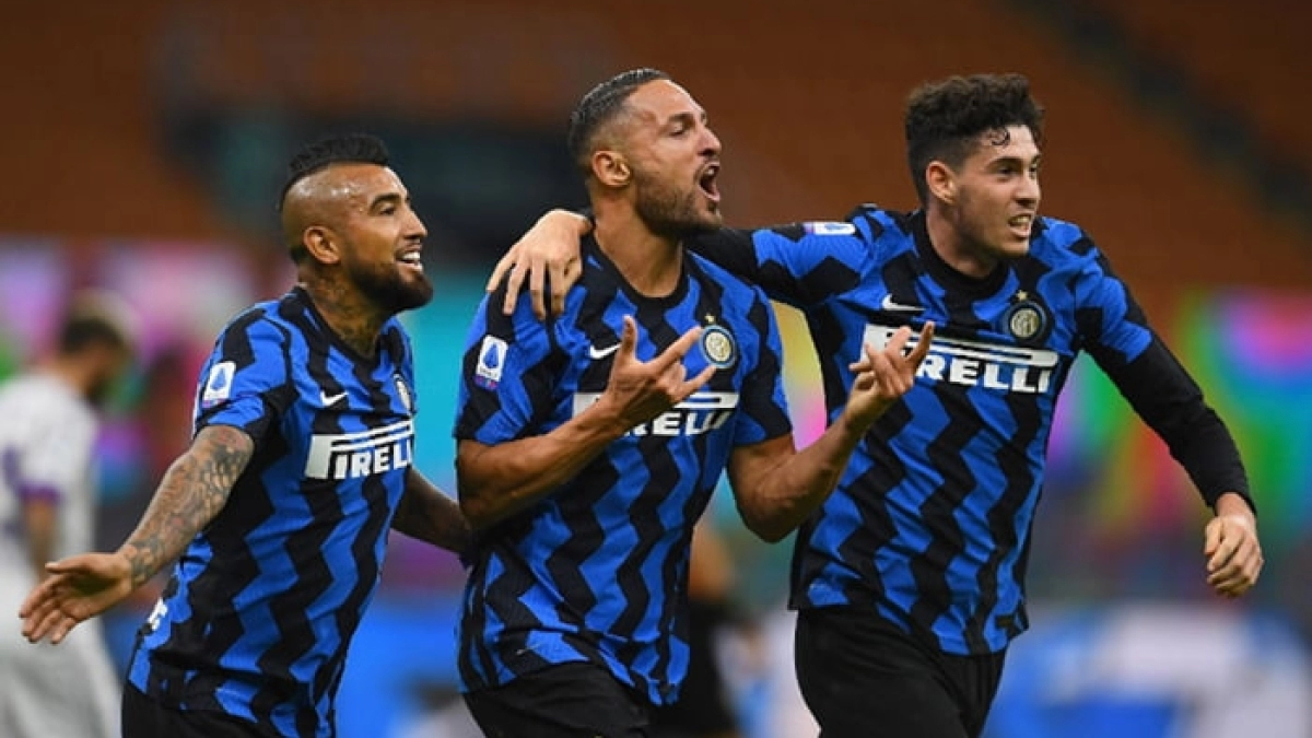 Fichajes Barcelona: El Barça pone sus ojos sobre un zaguero del Inter. Foto: menback.com