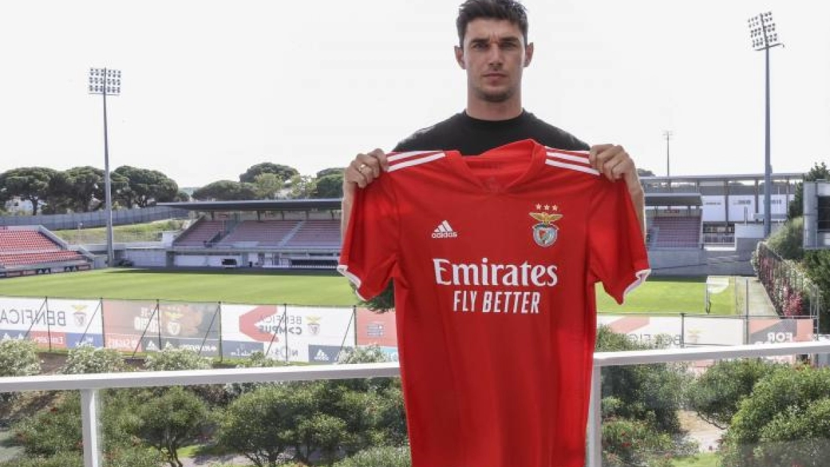 Roman Yaremchuk, nuevo fichaje del Benfica. Foto: Twitter SL Benfica