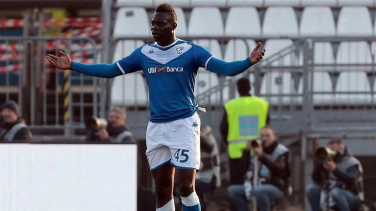 El Brescia despide a Balotelli. Foto:Record