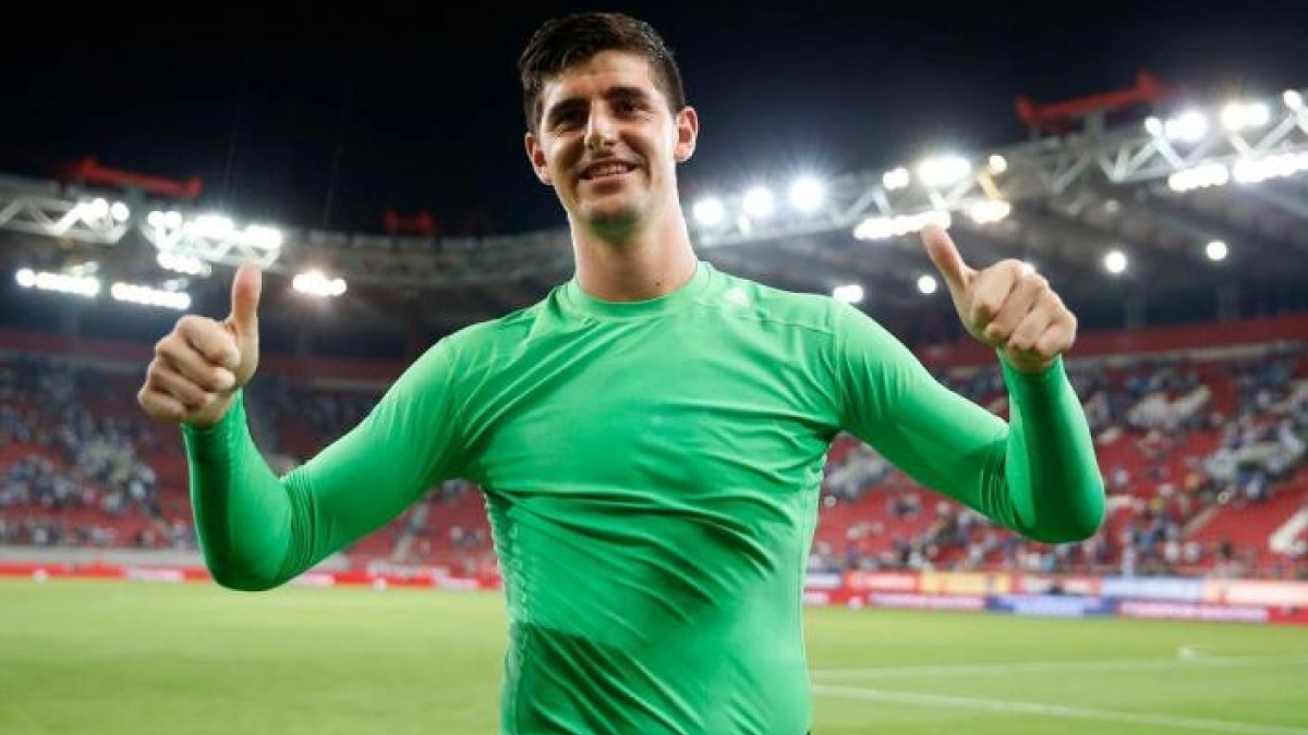 Lunin y Zidane aspiran a acompañar a Courtois el próximo curso