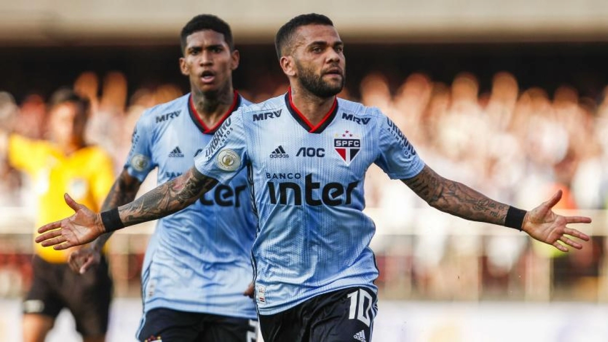 Alves asegura que le gustaría retirarse en Boca / Goal.com