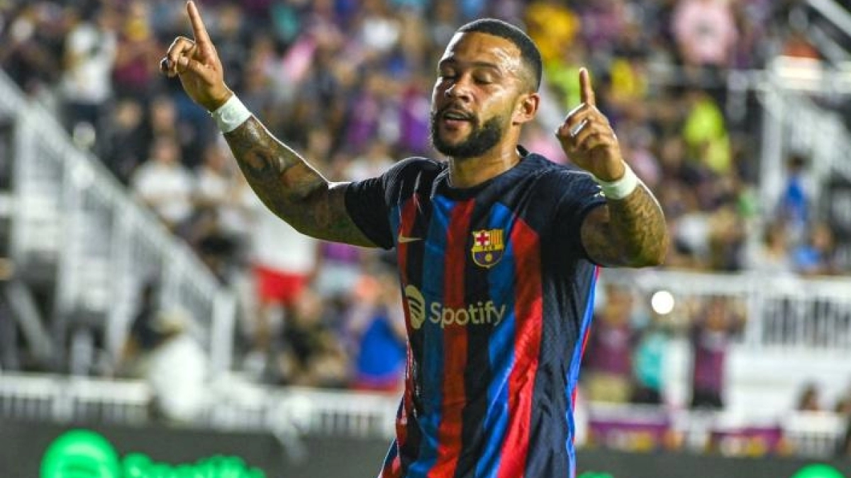 ÚLTIMA HORA en el mercado de fichajes: Los 2 clubes de la Premier que se pelean por Depay