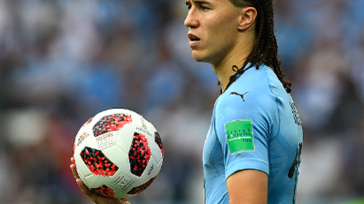 Dos clubes europeos van a por el fichaje de Diego Laxalt "Foto: Tenfield.com"
