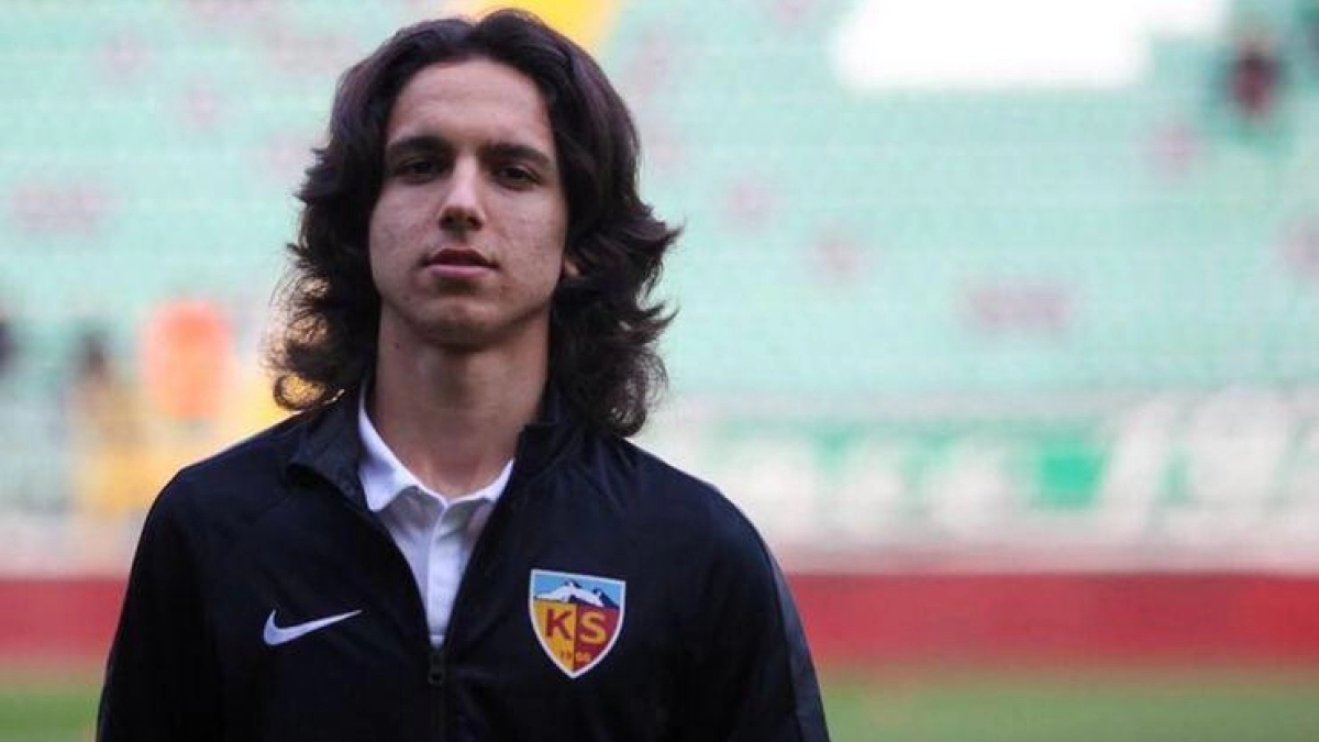 El Barcelona se hace con el fichaje de Emre Demir / Fanatik.tk