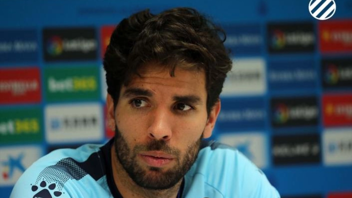 El Benfica se adelanta por Leandro Cabrera / RCDEspanyol