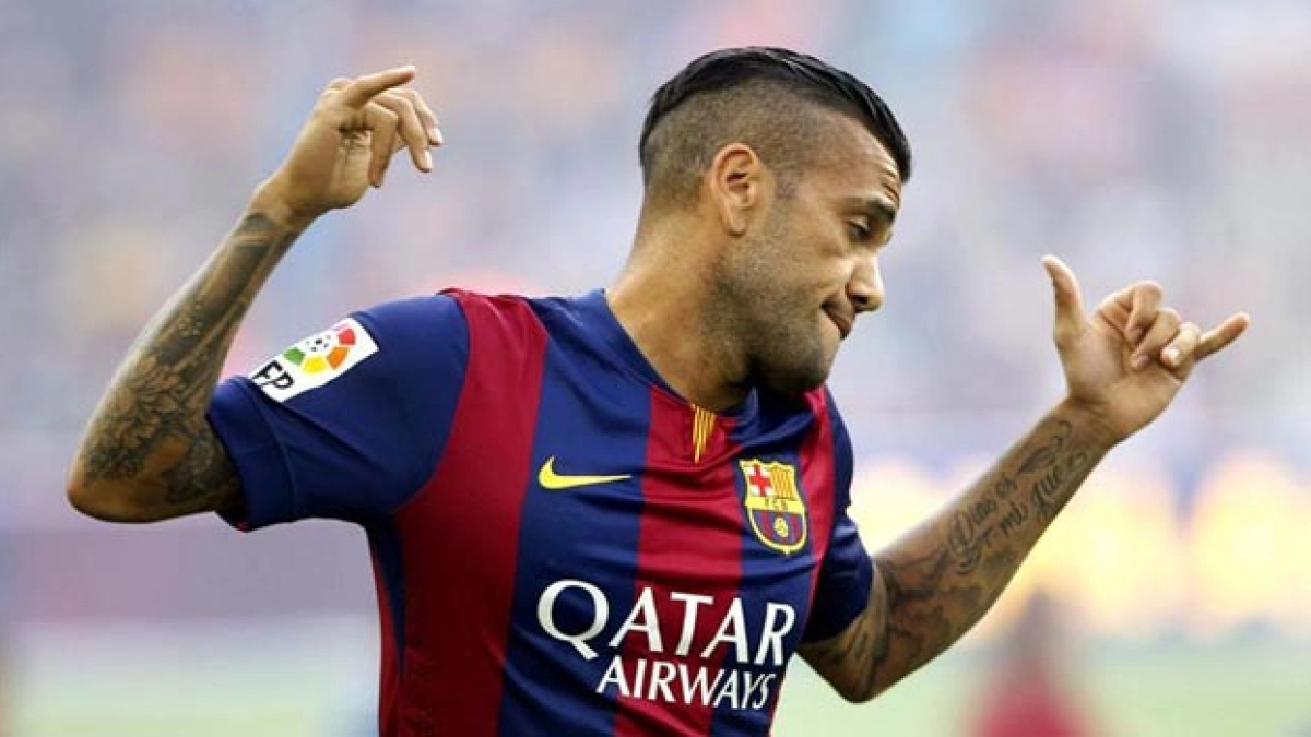 El palazo de Dani Alves a la anterior directiva del Barcelona / Republica.com