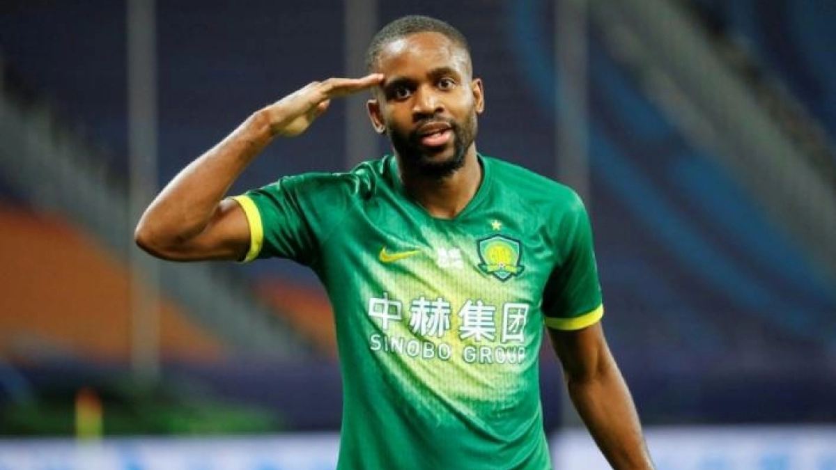 El Barcelona intentará el fichaje de Cedric Bakambú por tercera vez