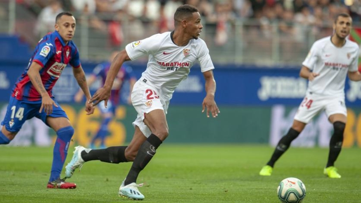 Los tres mediocentros que quiere el Sevilla para reemplazar a Fernando