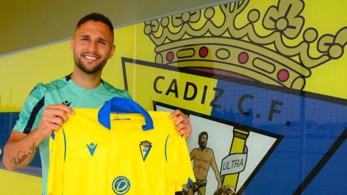 OFICIAL: Florin Andone, nuevo futbolista del Cádiz CF "Foto: Diario de Cádiz