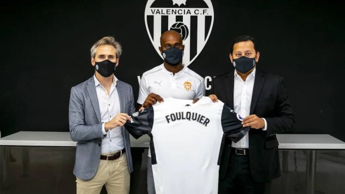 OFICIAL: Dimitri Foulquier, nuevo jugador del Valencia CF