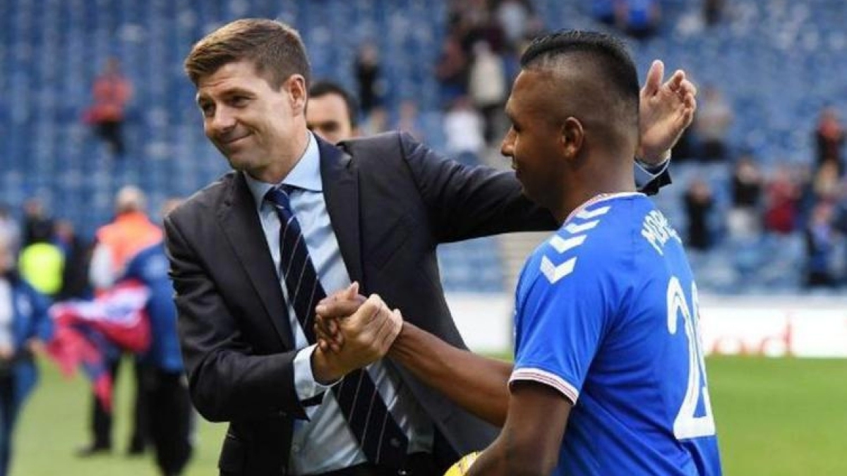 Gerrard, gran sorpresa para el banquillo del Tottenham / Mediotiempo.com