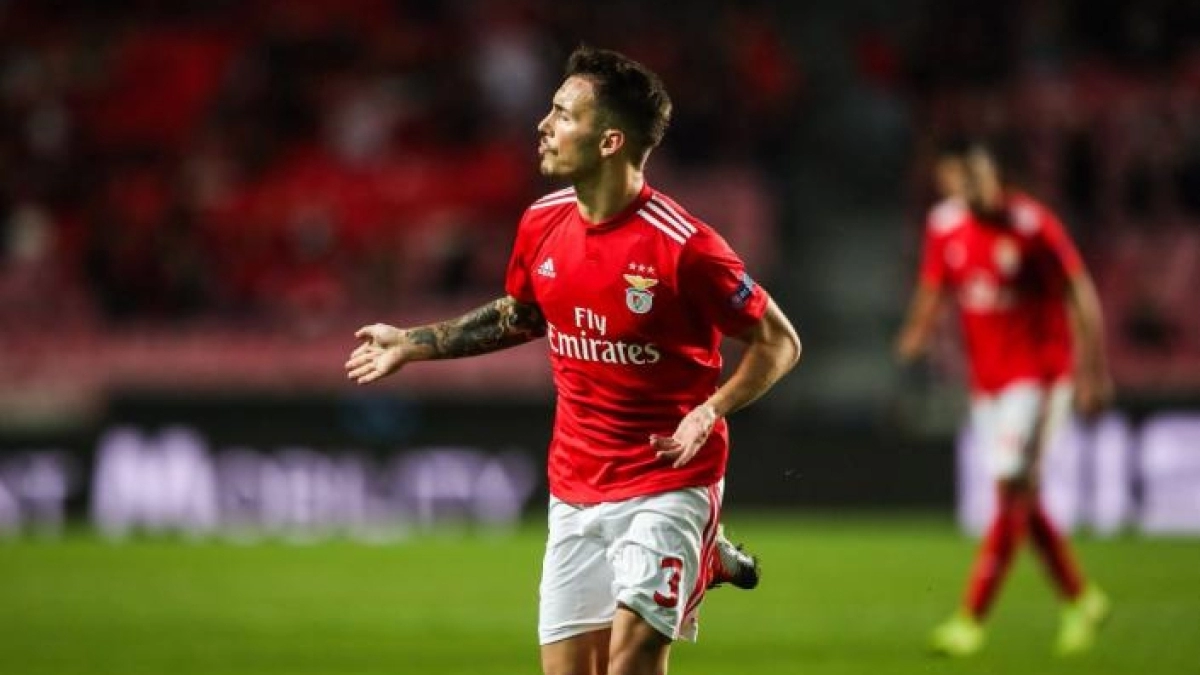Grimaldo, nueva opción para el lateral izquierdo del Barcelona