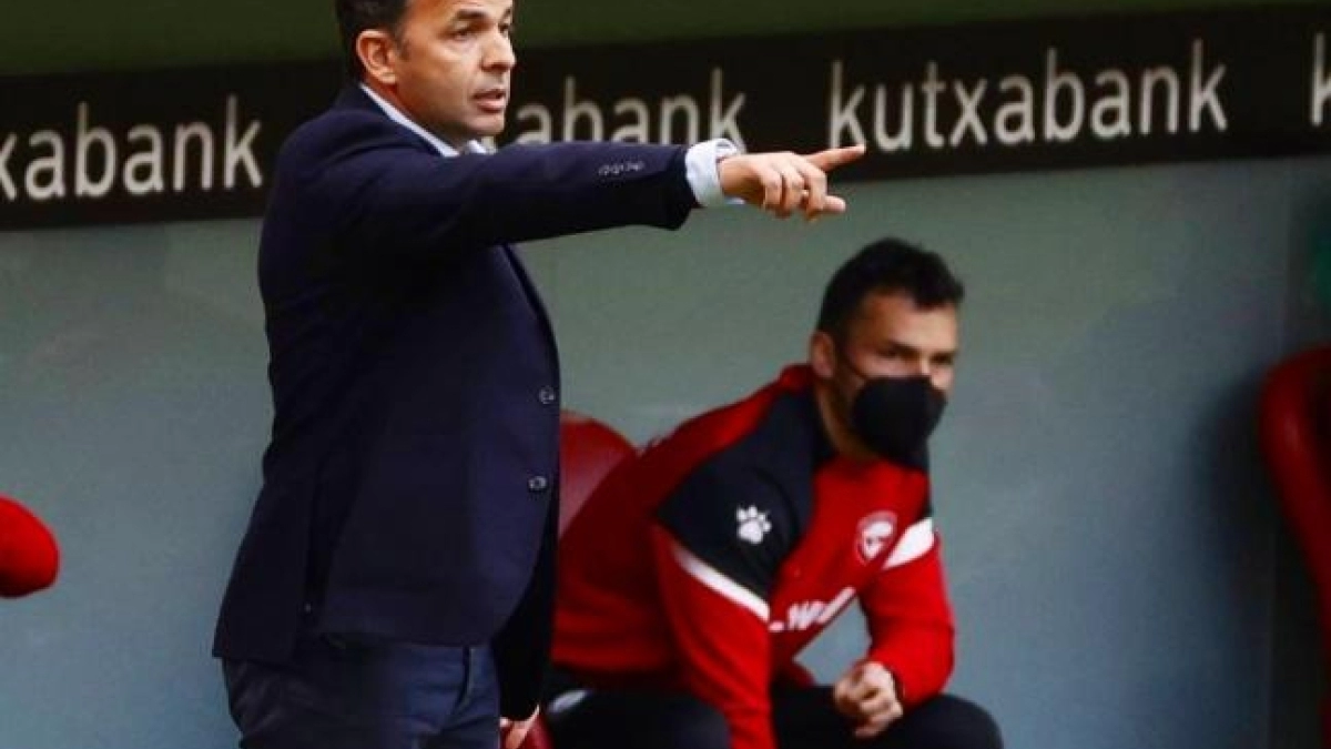 El efecto Javi Calleja resucita al Deportivo Alavés