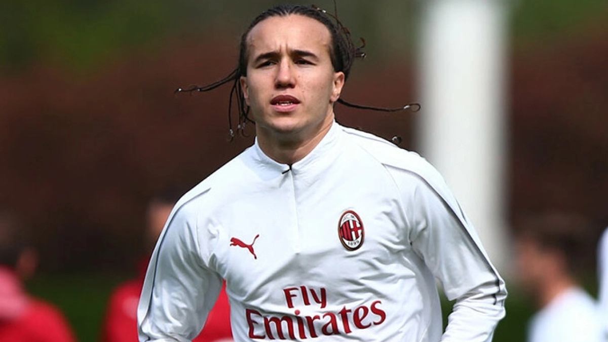Laxalt negocia con un equipo de la Liga / ACMilan.com