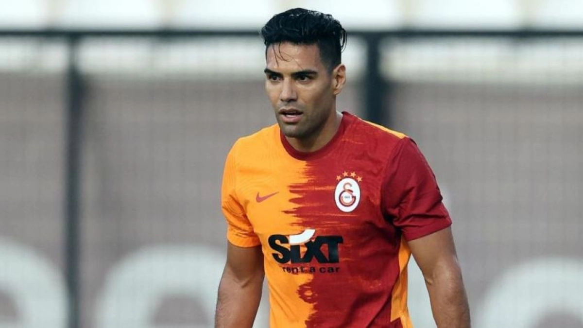 Los 5 cracks que están cerca de regresar a Sudamérica en este verano