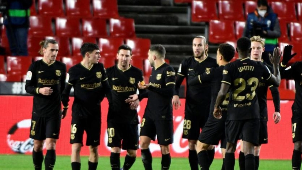 Pep Guardiola se fija en un descarte del Barcelona. Foto: La Vanguardia