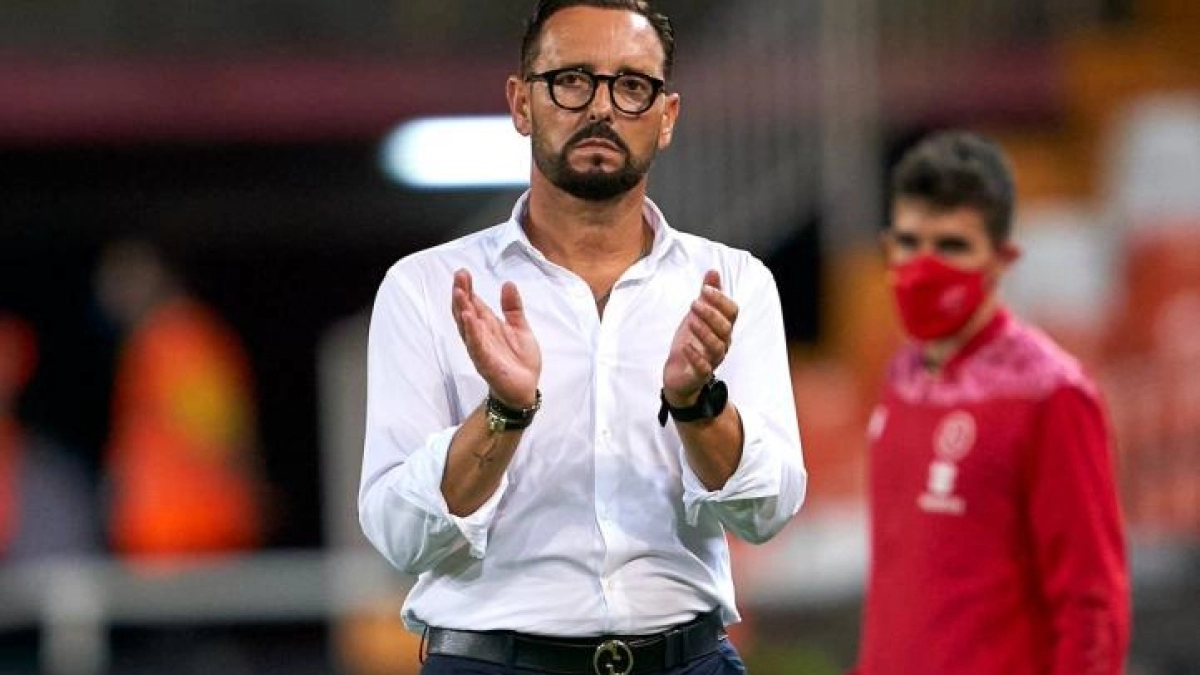 Fichajes Valencia: La nueva petición de Bordalás para la defensa