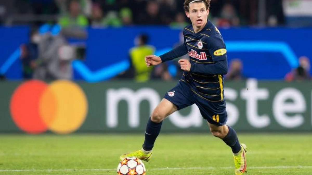 OFICIAL: El Leeds ficha a Aaronson - Foto: Brotherly Game