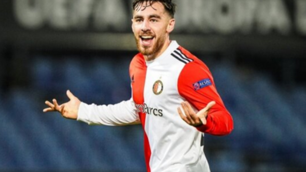 El AC Milan adelanta a Tottenham y Arsenal en la lucha por Kökcu "Foto: AS"