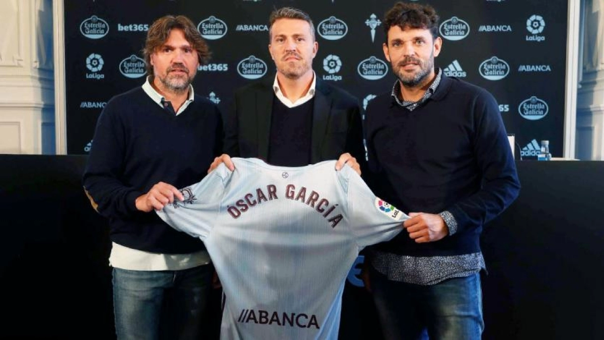 Óscar confía en su continuidad en el Celta