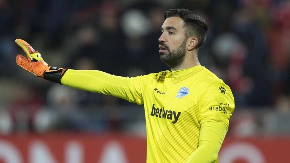 Los porteros que ficharía Vaclik para el Sevilla | Mundo Deportivo