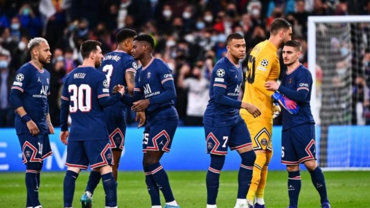 El PSG se mete en la puja por uno de los mejores centrales de la Serie A