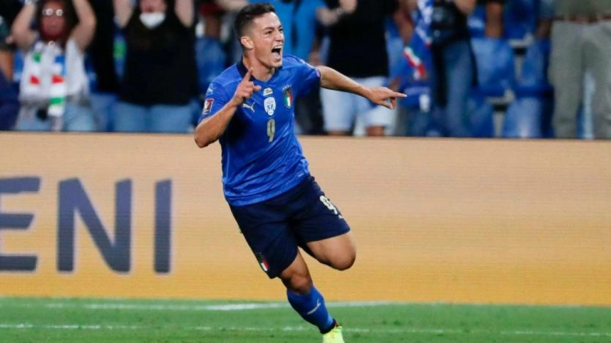 El Napoli prepara una oferta por Giacomo Raspadori