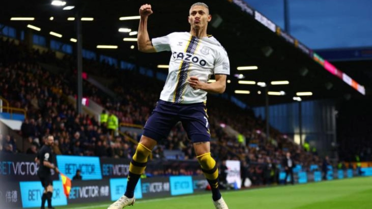 Richarlison sigue en la órbita del Manchester United