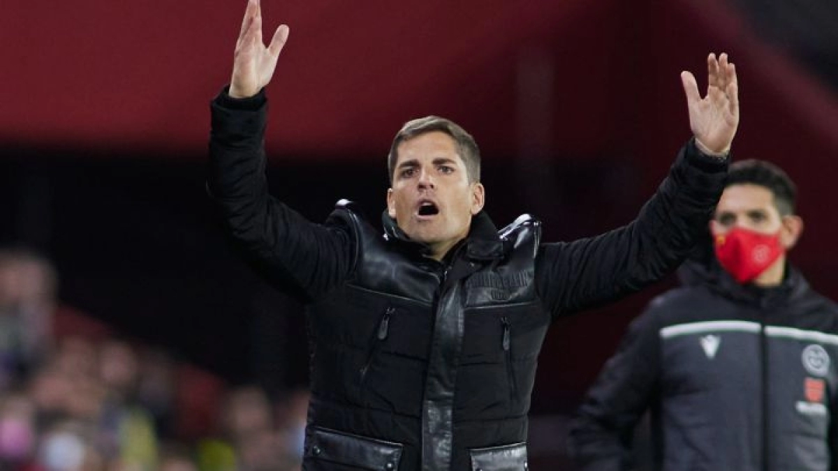 Robert Moreno, ex entrenador del Granada: As.