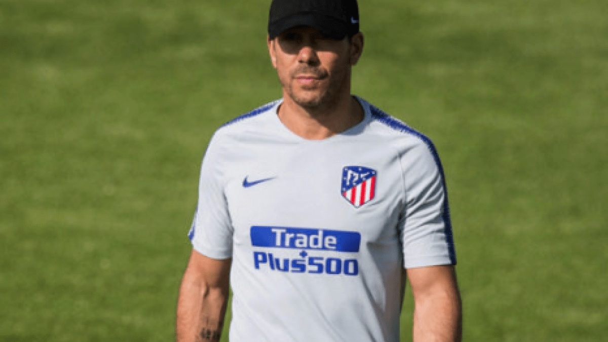 Los tres centrales por los que negocia el Atlético de Madrid "Foto: AS"