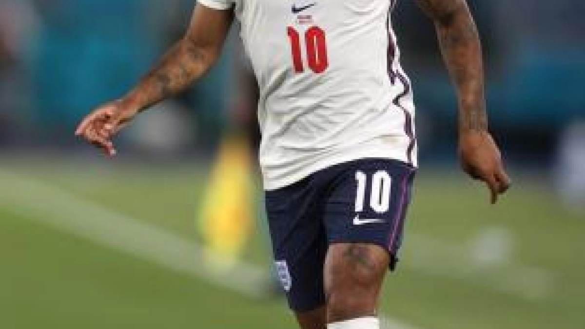 El Chelsea presiona al City por el fichaje de Sterling. Foto: @ManCity