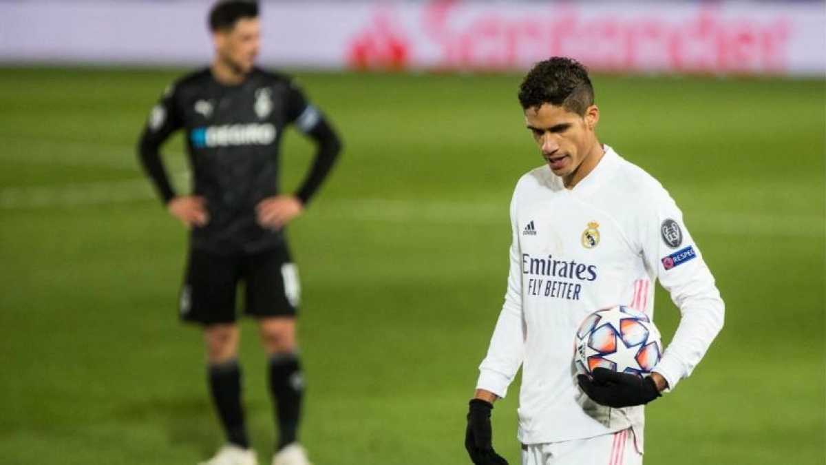 Varane vuelve a ser transferible. Foto: le10sport.com