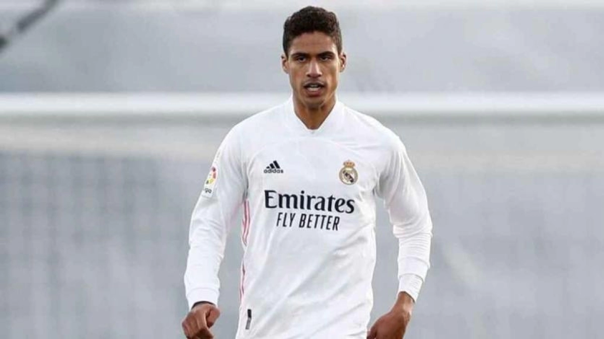 Varane tiene pie y medio en Manchester - Foto: Bernabeudigital