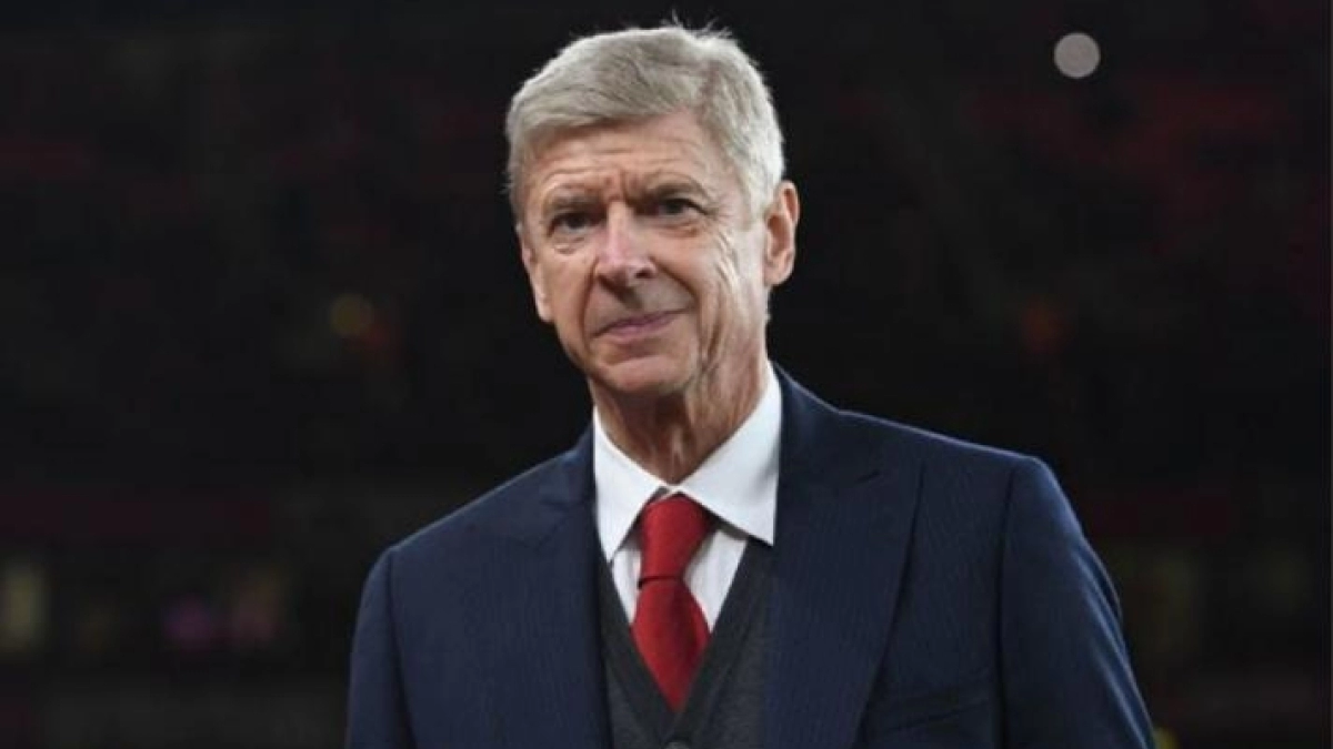 Arsene Wenger, uno de los "fichajes" que quiere cerrar el PSG