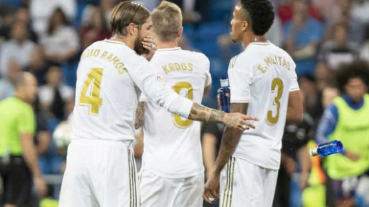  Los problemas de Zidane en el lateral derecho "Foto: Marca"