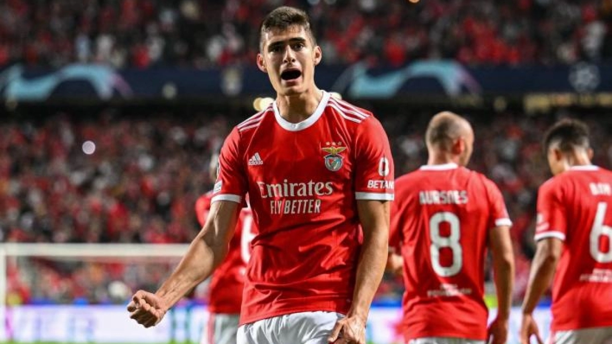 Antonio Silva, el nuevo deseo de Florentino Pérez para el verano
