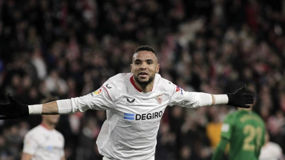En-Nesyri vuelve a brillar y convence a Sampaoli - Foto: ABC Sevilla