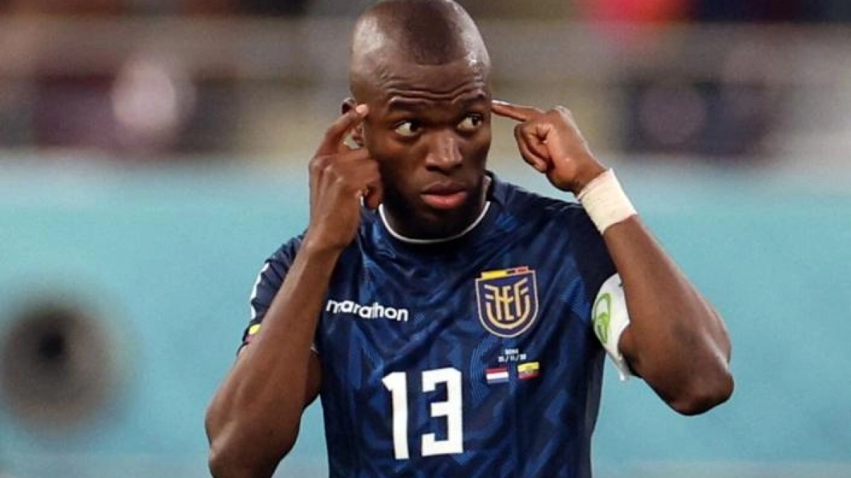 Enner Valencia saldrá del Fenerbahce, rumbo a Emiratos Árabes. Foto: MARCA