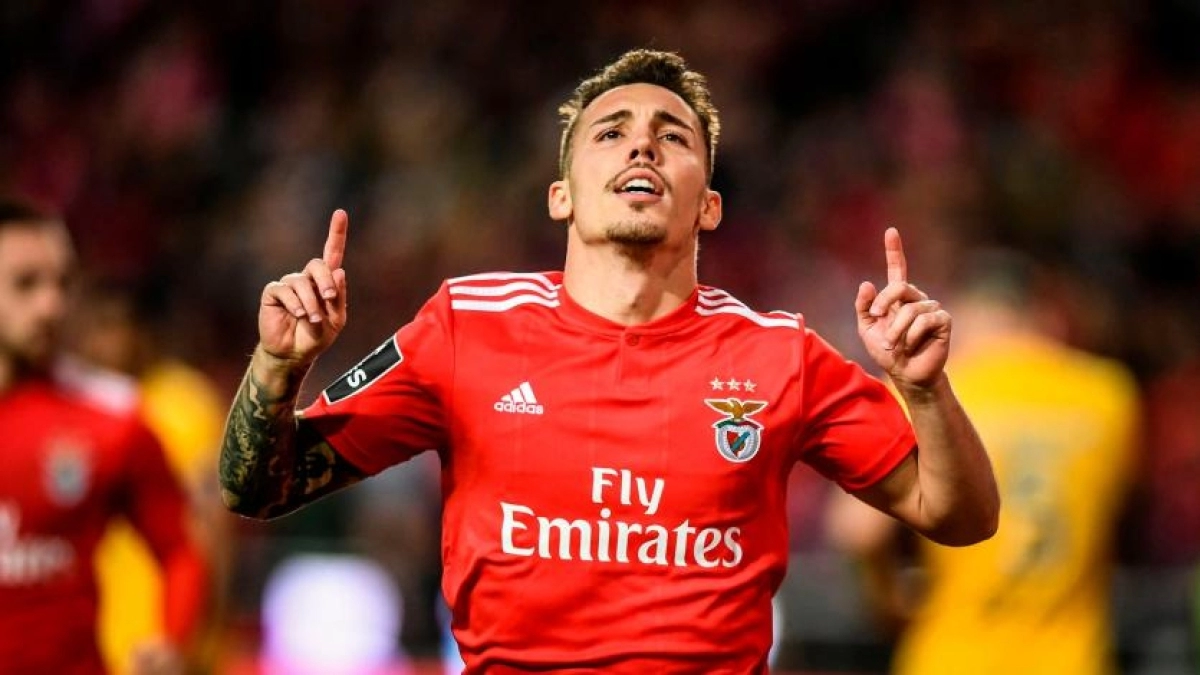 Alejandro Grimaldo, el tapado del Real Madrid para el lateral izquierdo