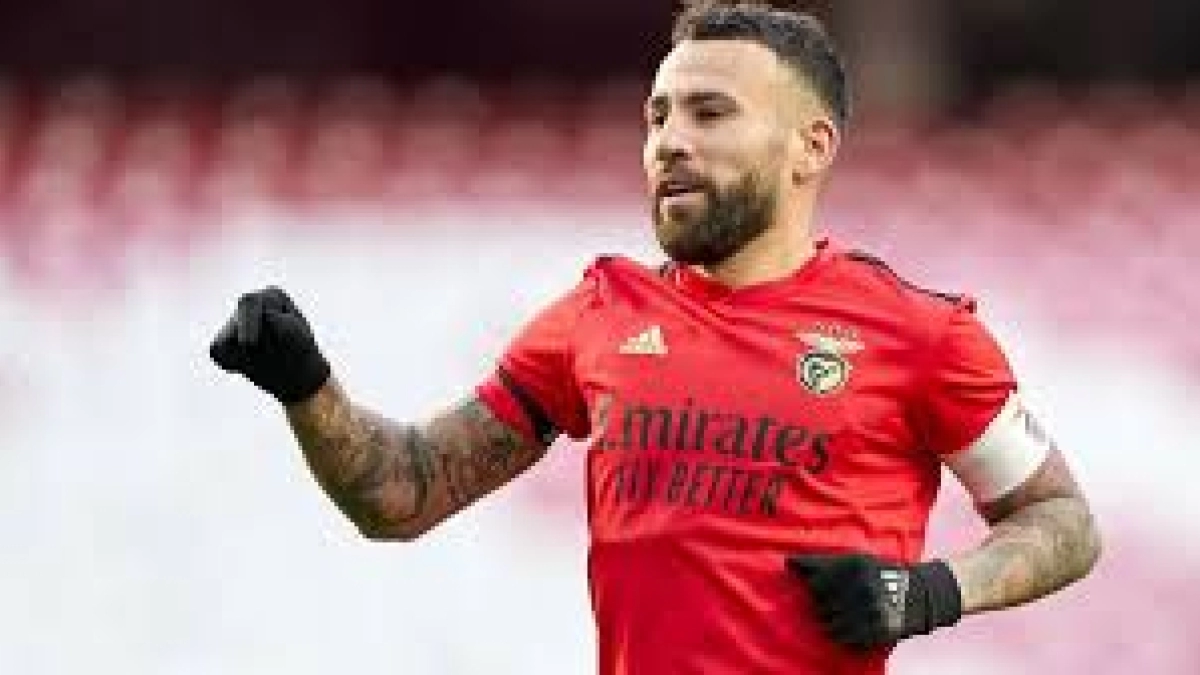 Otamendi paraliza la decisión de su futuro, ¿vuelta a Argentina? / Cadenaser.com