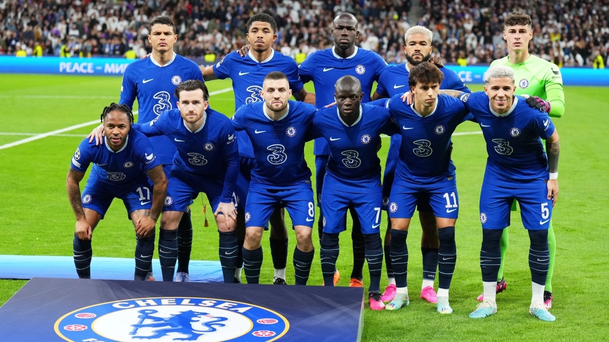 Las ocho salidas que prepara el Chelsea este verano