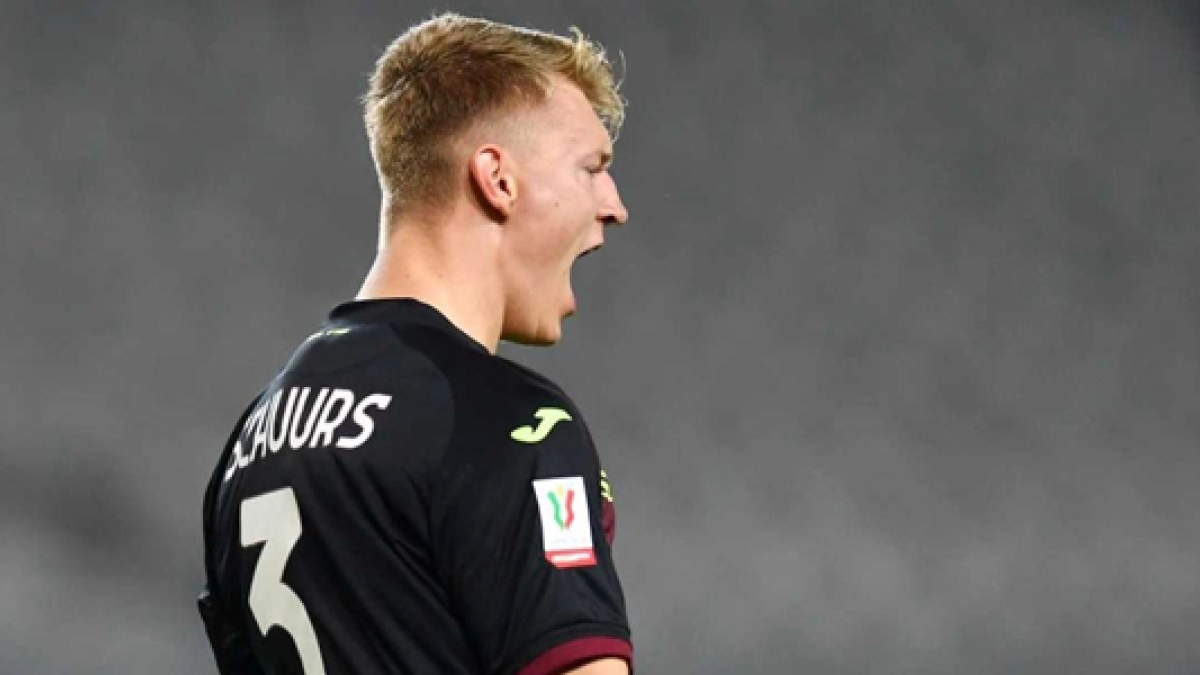 Los 3 clubes de la Premier League que quieren fichar a Perr Schuurs