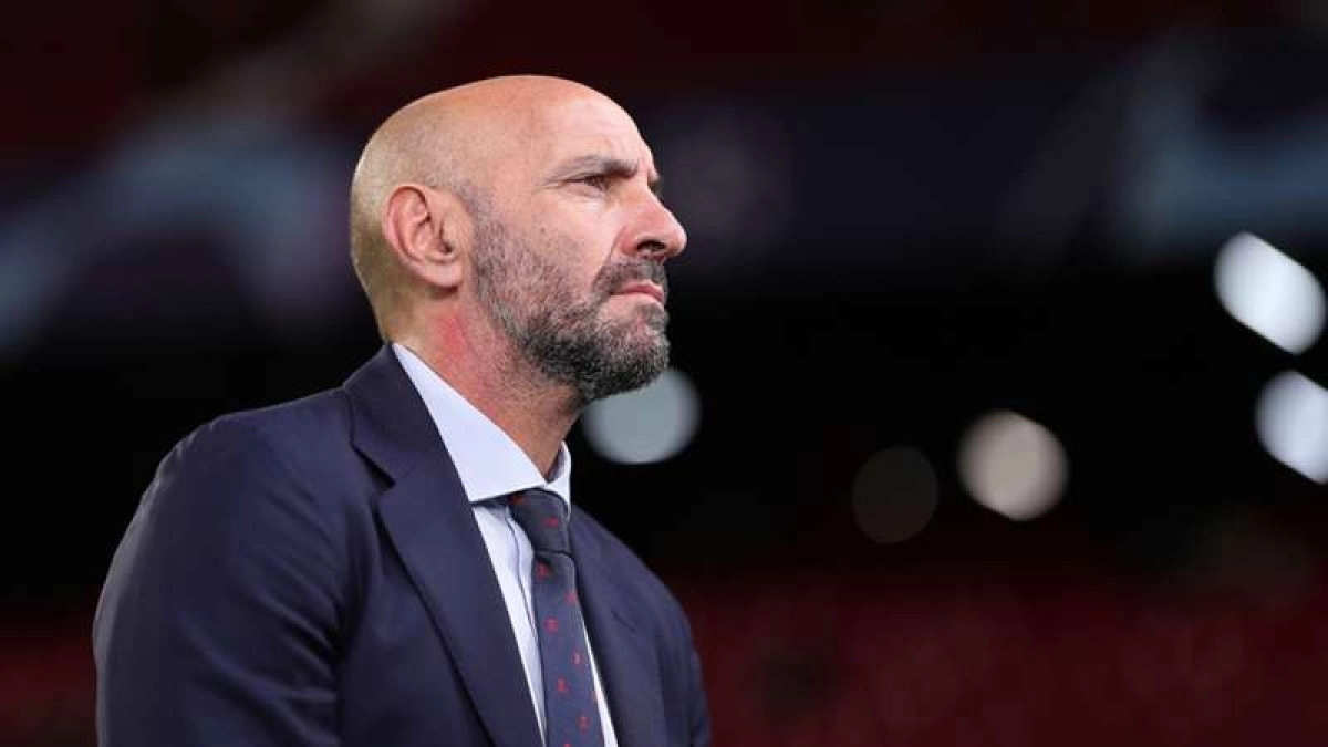 Las dos alternativas de Monchi para entrenar al Sevilla la próxima temporada