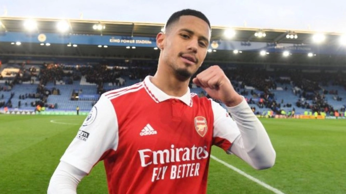 Se complica la renovación de Saliba con el Arsenal