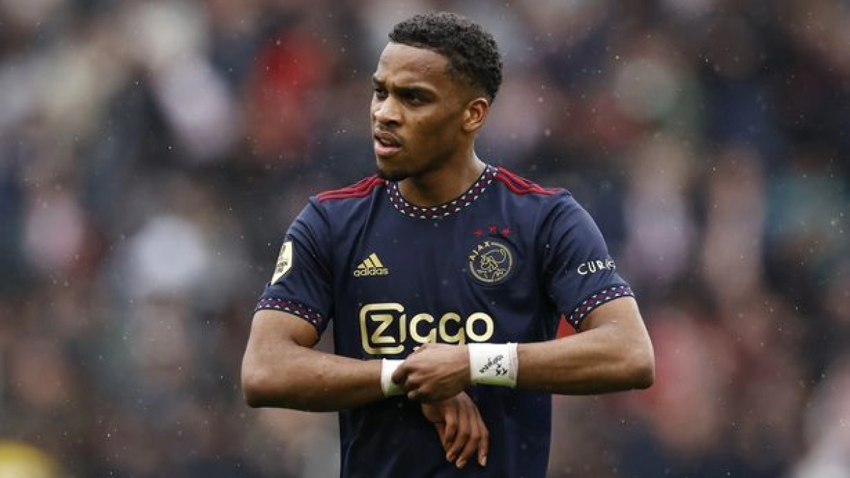 Liverpool y United, mano a mano por Jurrien Timber