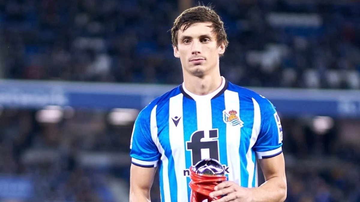BOMBAZO: Le Normand cerca de irse de la Real Sociedad / Estadiodeportivo