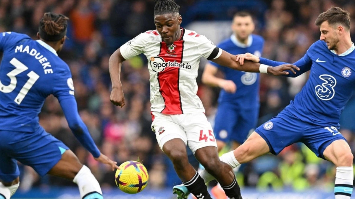 El Chelsea va con todo por Romeo Lavia