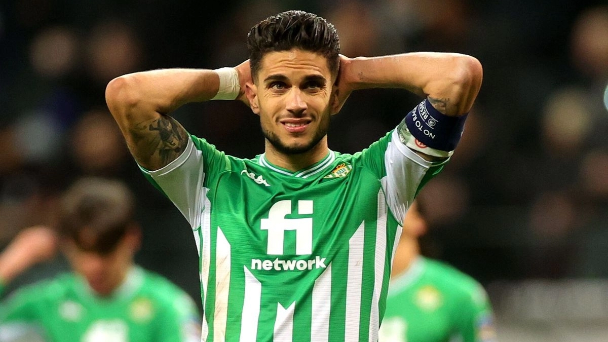 Bartra se rompe, más problemas para el Betis / Vanitatis